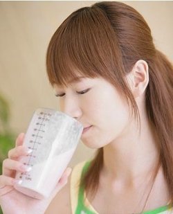 牛奶减肥法 2天让你瘦不停