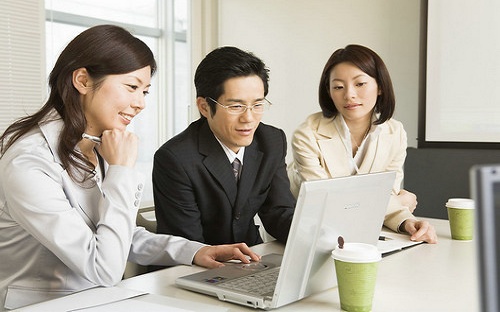 职场心理学 3招识别职场里的笑面虎