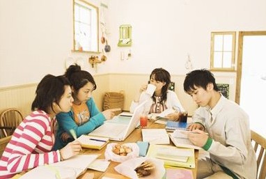 大学生如何交朋友 3种心理不可缺