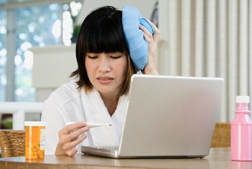 研究：沉迷上网影响免疫力 让人更易患感冒